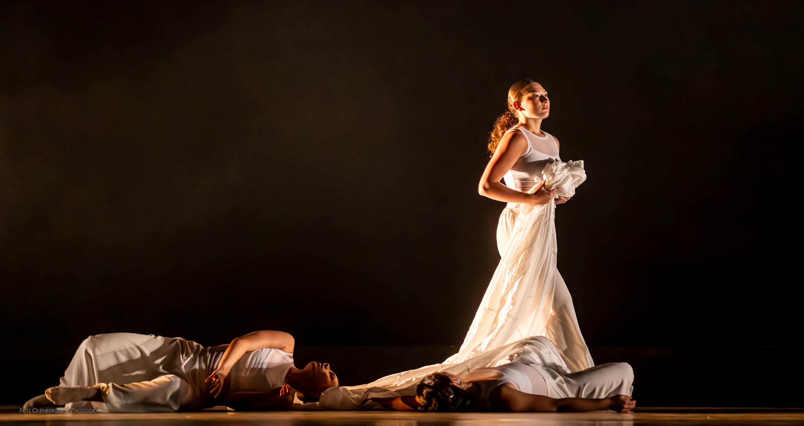 Chloe Lin Swoiskin · performance